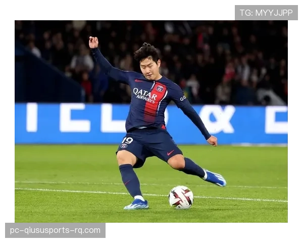 李刚仁盘带风格解析：技术细腻与突破犀利